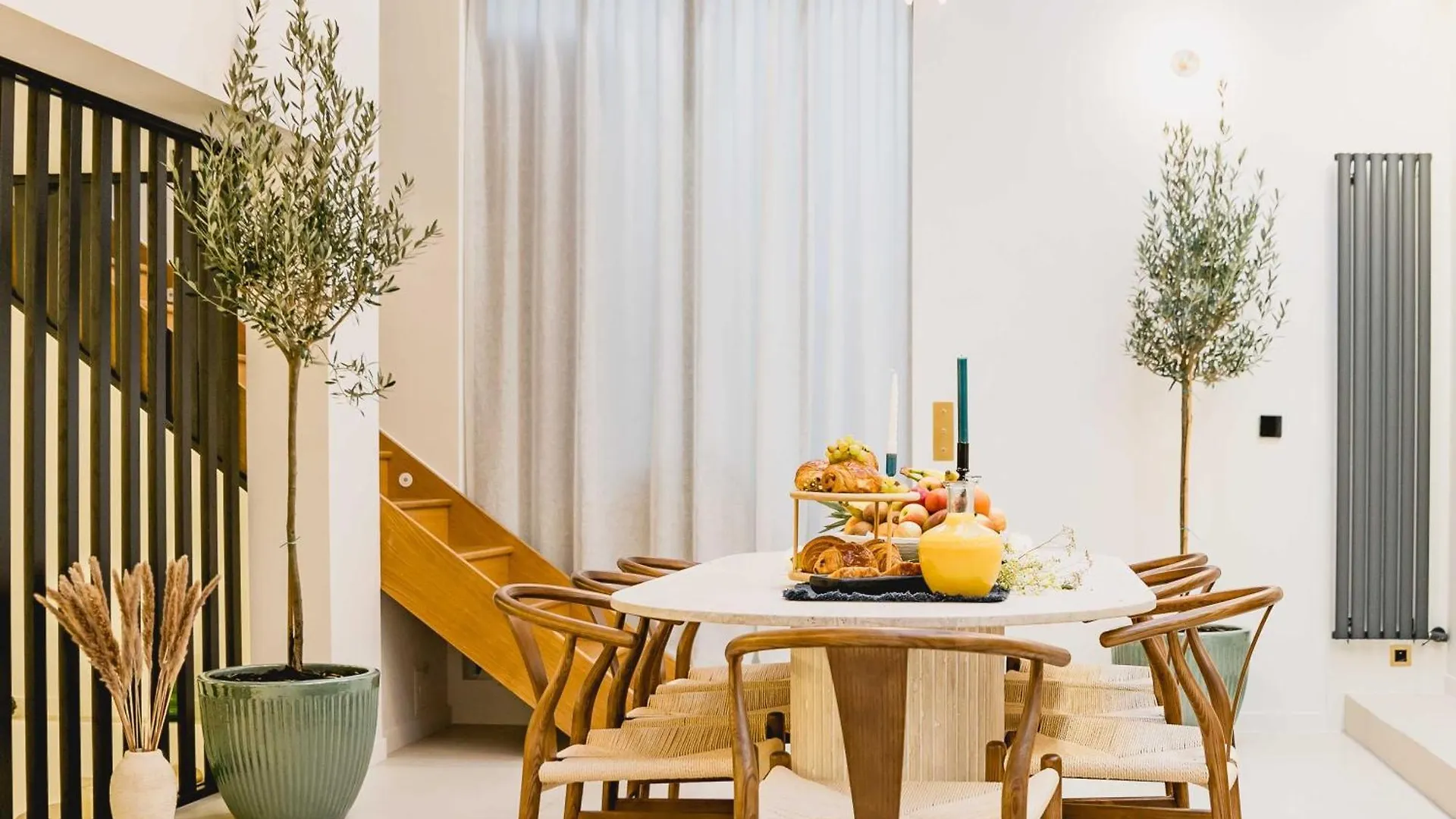 Spacious Loft With Spa - 4Br-8P - Montmartre Paris France