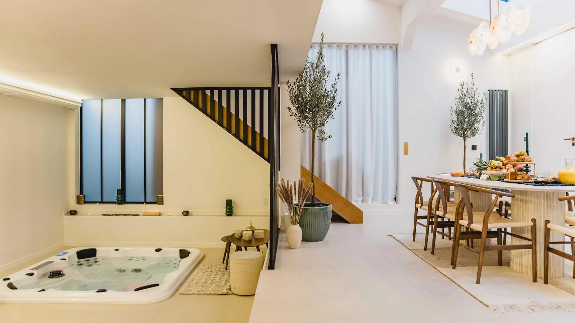 Spacious Loft With Spa - 4Br-8P - Montmartre Paris Lägenhet